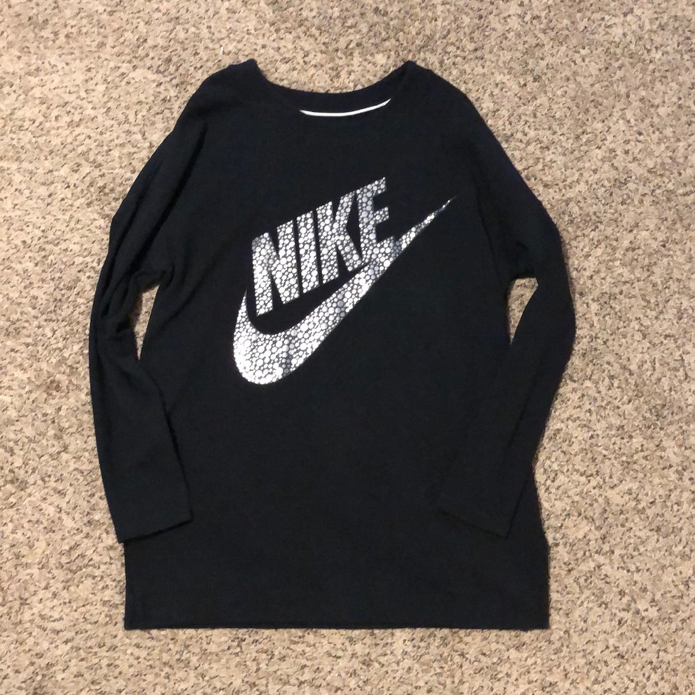 Nike Long Crewneck Shirt